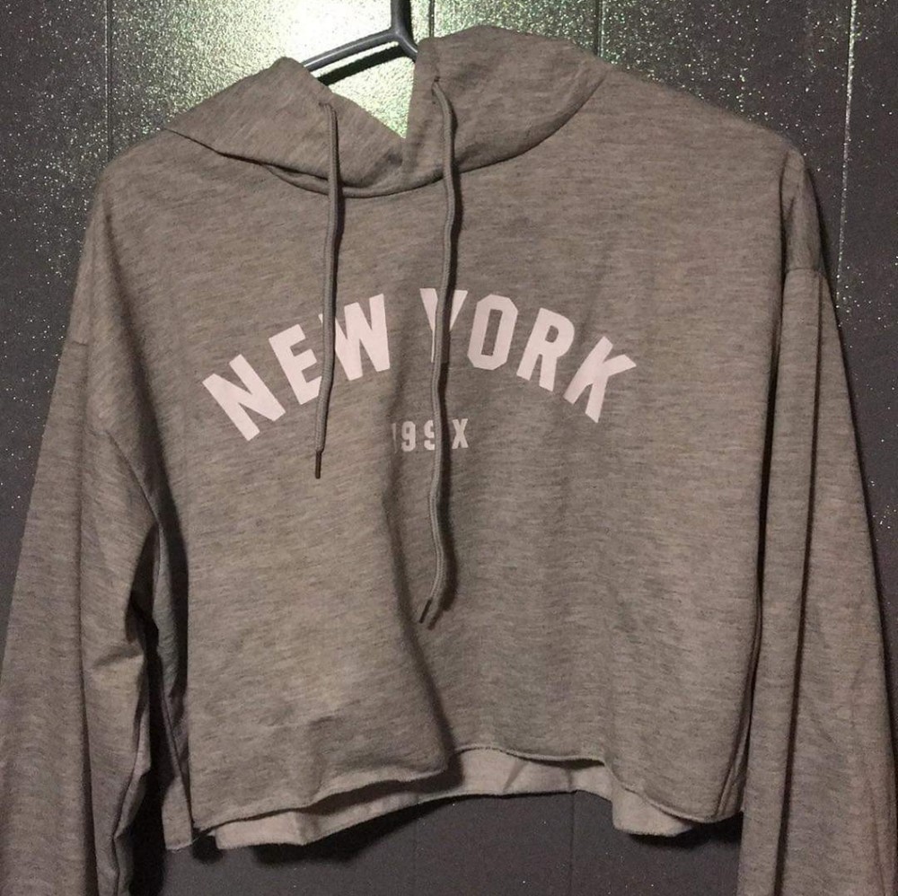 Grey crop top hoodie lg